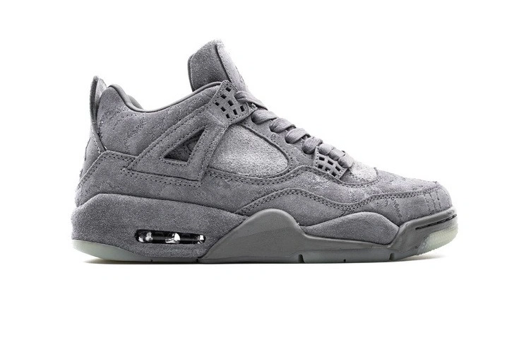 Air 4 Jordan 930155-003  Retro Kaws 0831